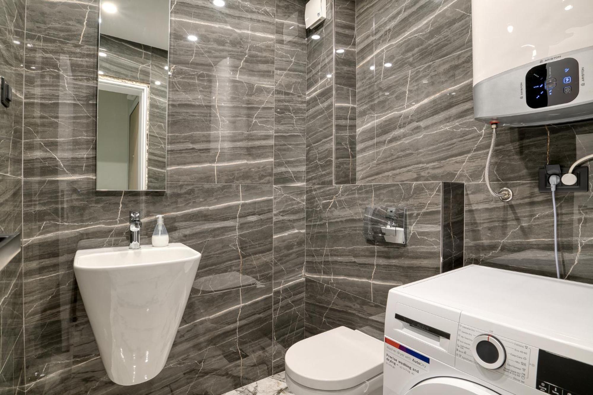 Ap Royal Oak - 2 Bedroom Apartment In Budva Exterior foto