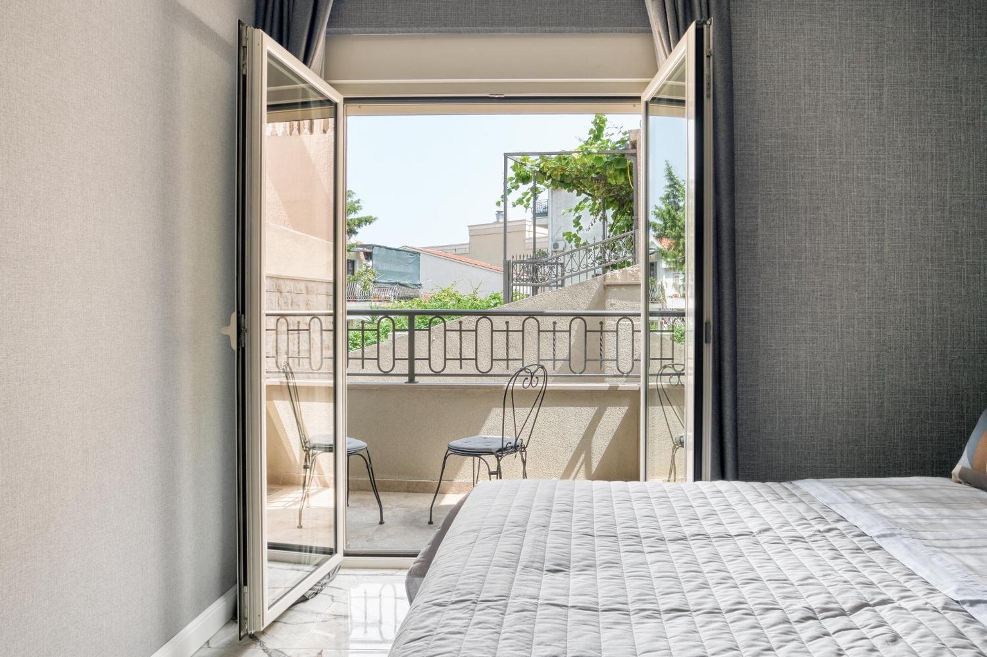 Ap Royal Oak - 2 Bedroom Apartment In Budva Exterior foto