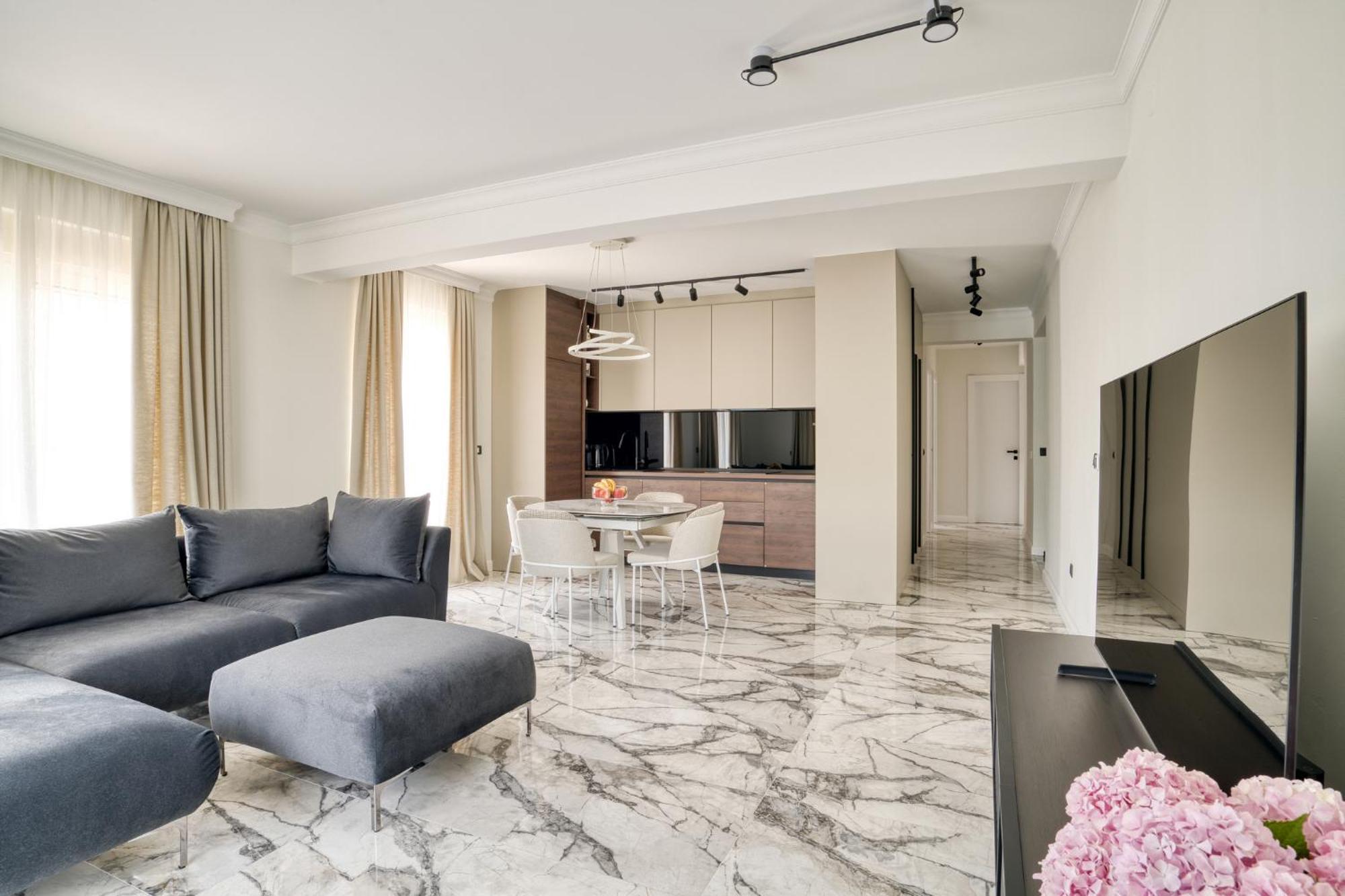 Ap Royal Oak - 2 Bedroom Apartment In Budva Exterior foto