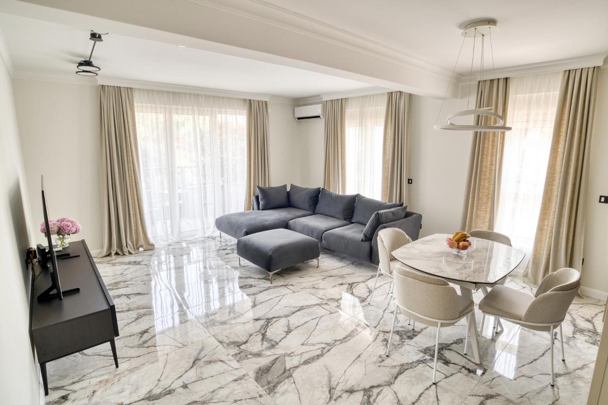 Ap Royal Oak - 2 Bedroom Apartment In Budva Exterior foto
