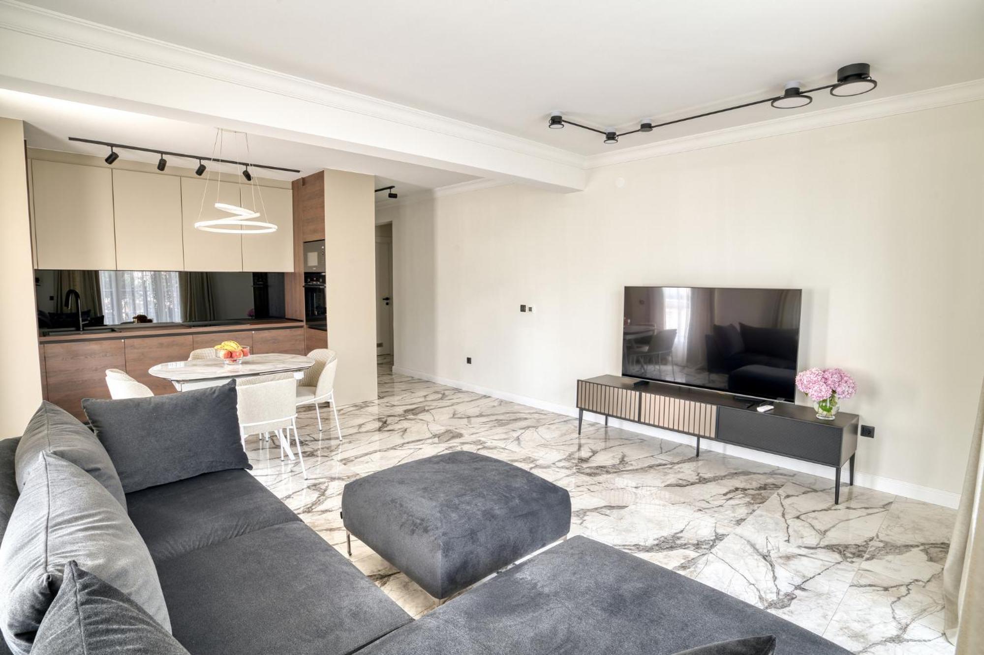 Ap Royal Oak - 2 Bedroom Apartment In Budva Exterior foto